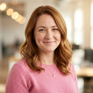 Emily Watson, leder af kundesupport hos Kortex Rendivik